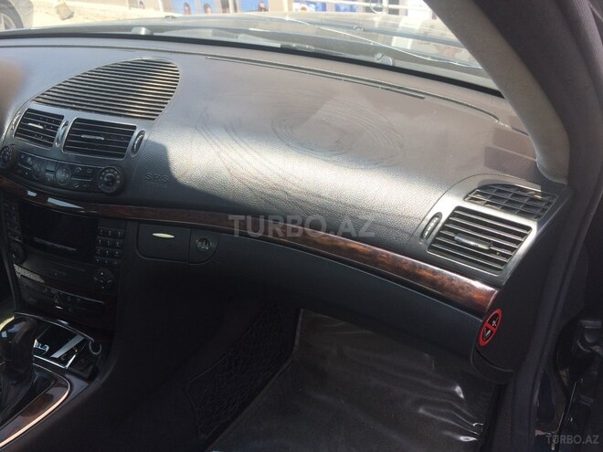 Mercedes E 220 2003, 100,000 km - 2.2 l - Bakı