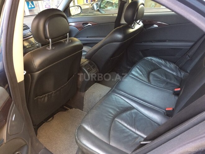 Mercedes E 220 2003, 100,000 km - 2.2 l - Bakı
