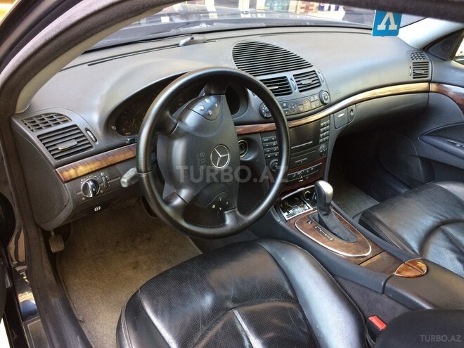 Mercedes E 220 2003, 100,000 km - 2.2 l - Bakı