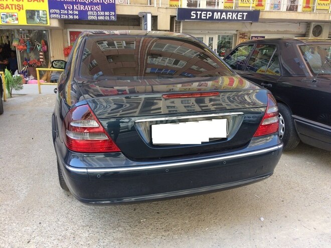 Mercedes E 220 2003, 100,000 km - 2.2 l - Bakı