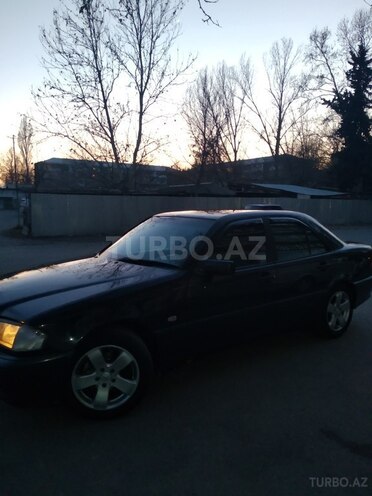 Mercedes C 200 2000, 150,517 km - 2.0 l - Mingəçevir