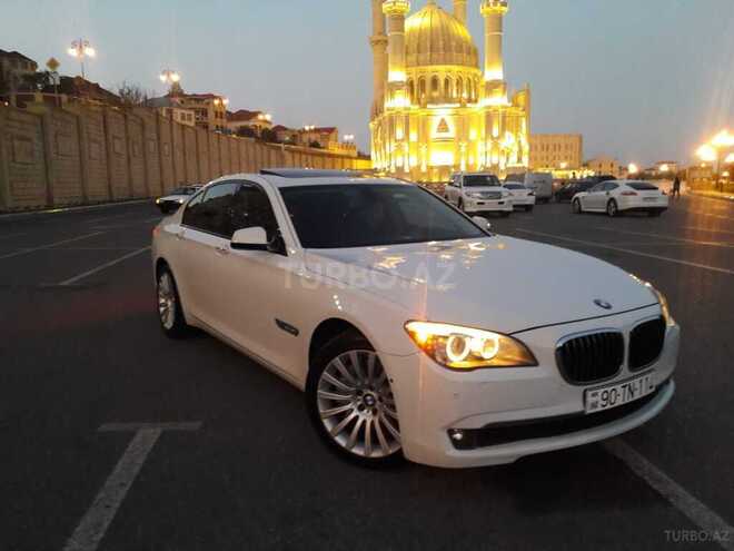 BMW 750 2010, 129,000 km - 4.4 л - Bakı