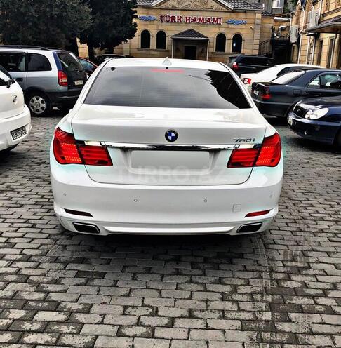 BMW 750 2010, 129,000 km - 4.4 л - Bakı