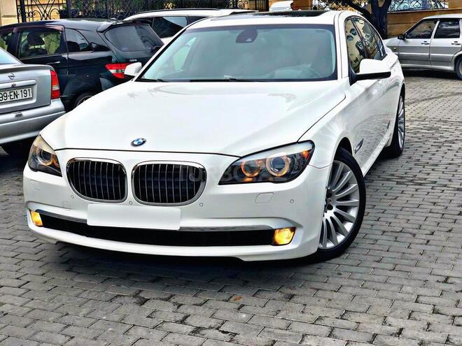 BMW 750 2010, 129,000 km - 4.4 л - Bakı