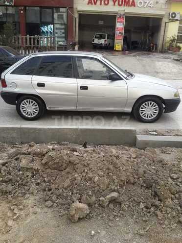 Opel Astra 1994, 375,000 km - 0.2 l - Sumqayıt