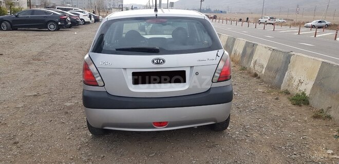Kia Rio 2006, 133,000 km - 1.4 l - Bakı