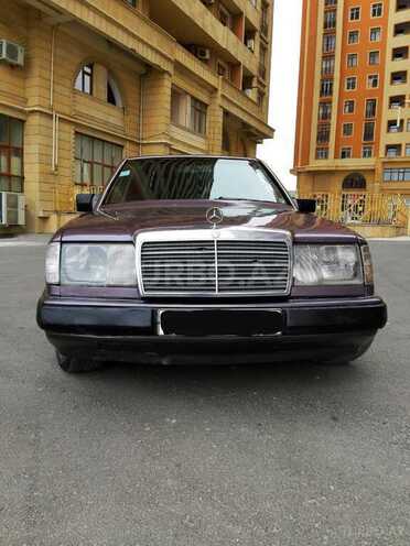 Mercedes E 230 1991, 121,213 km - 2.3 l - Bakı