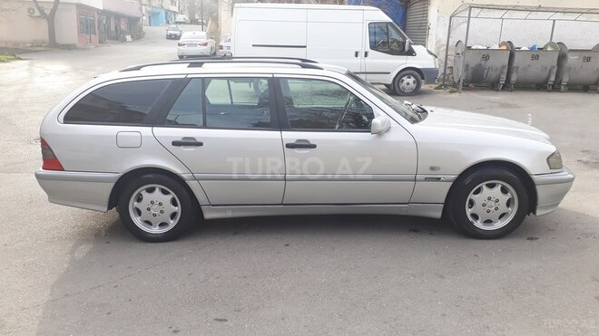 Mercedes C 220 1998, 325,600 km - 2.2 l - Bakı