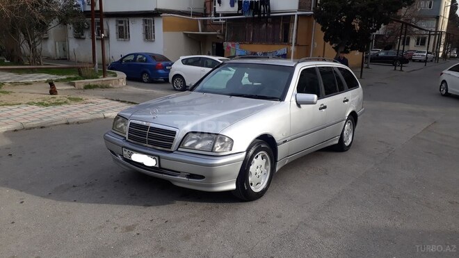 Mercedes C 220 1998, 325,600 km - 2.2 l - Bakı