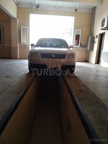 Volkswagen Passat 2002, 202,437 km - 1.8 l - Bakı
