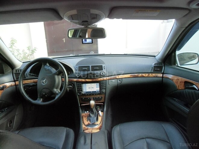 Mercedes E 280 2005, 217,000 km - 3.0 l - Bakı
