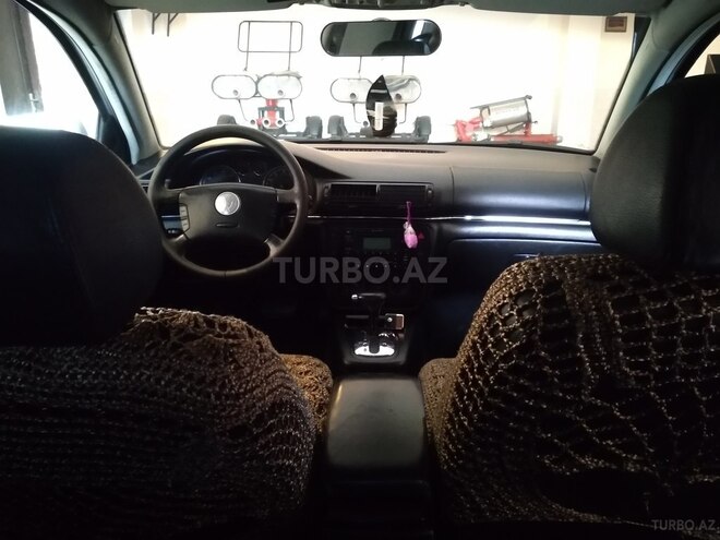 Volkswagen Passat 2002, 202,437 km - 1.8 l - Bakı