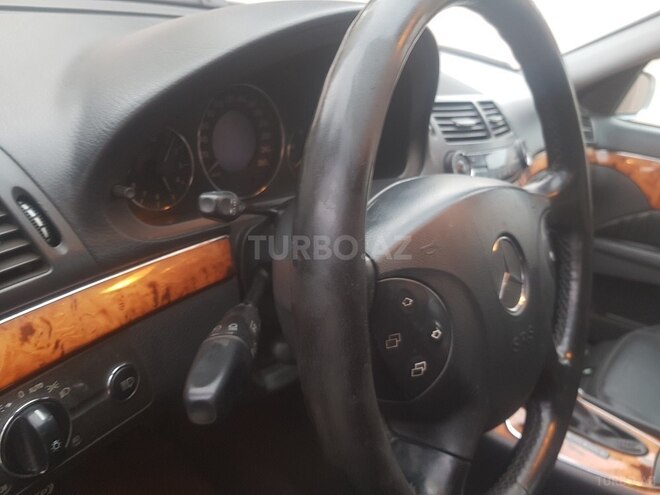 Mercedes E 280 2005, 217,000 km - 3.0 l - Bakı