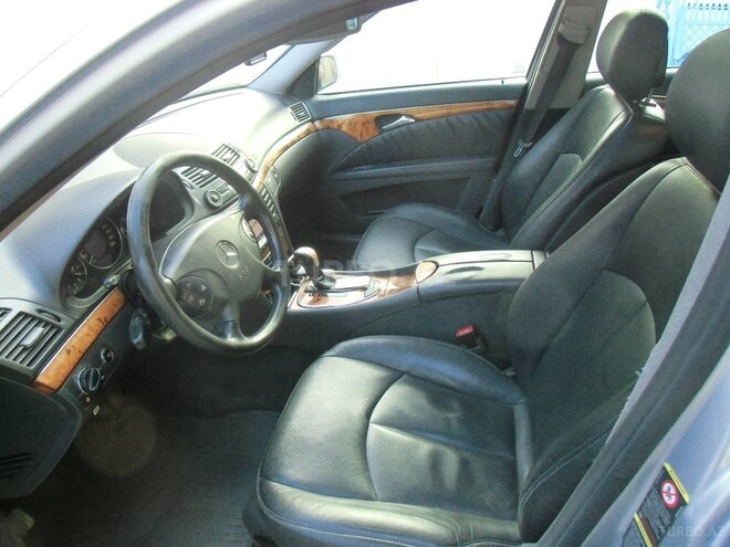 Mercedes E 280 2005, 217,000 km - 3.0 l - Bakı