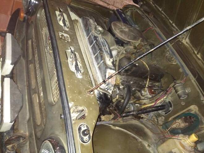 UAZ 469 1984, 250,000 km - 0.3 l - Astara