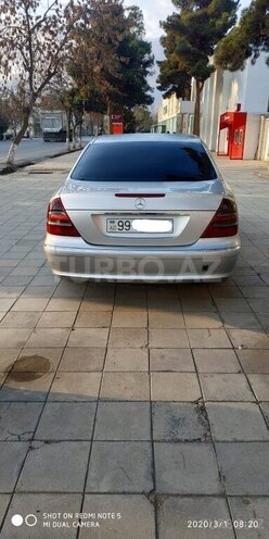 Mercedes E 270 2003, 175,467 km - 2.7 л - Sabirabad