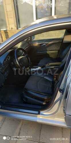 Mercedes E 270 2003, 175,467 km - 2.7 л - Sabirabad