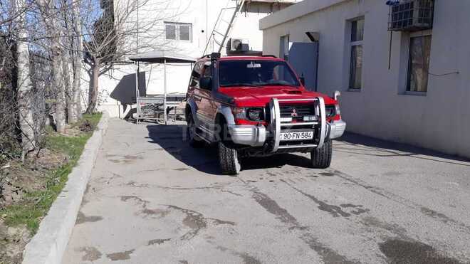 Mitsubishi Pajero 1994, 256,000 km - 2.8 l - Bakı