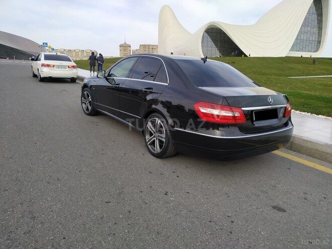 Mercedes E 220 2009, 197,500 km - 2.2 l - Bakı
