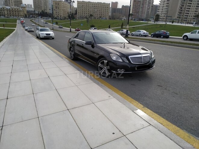 Mercedes E 220 2009, 197,500 km - 2.2 l - Bakı
