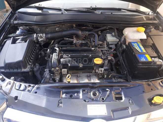Opel Astra 2010, 189,621 km - 1.4 л - Quba