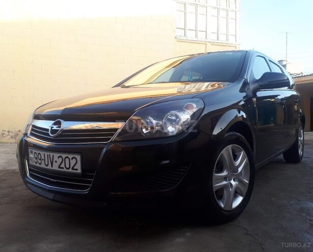 Opel Astra 2010, 189,621 km - 1.4 л - Quba