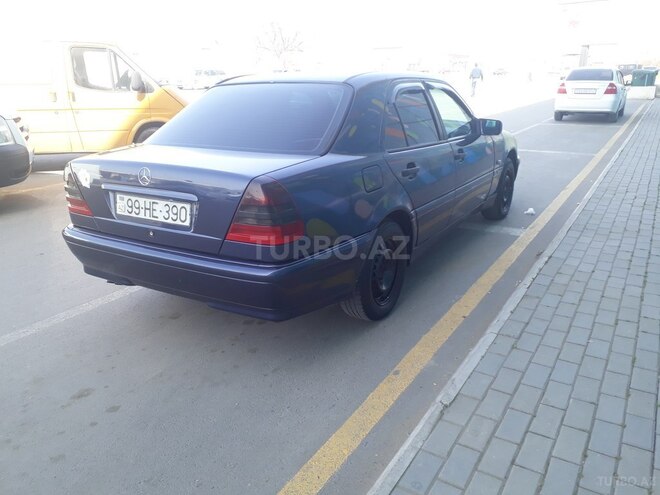 Mercedes C 220 2000, 368,000 km - 2.2 л - Bakı
