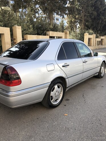 Mercedes C 220 1996, 446,000 km - 2.2 l - Bakı