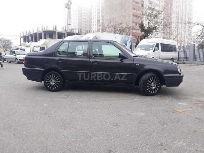 Volkswagen Vento 1997, 365,248 km - 2.0 l - Bakı
