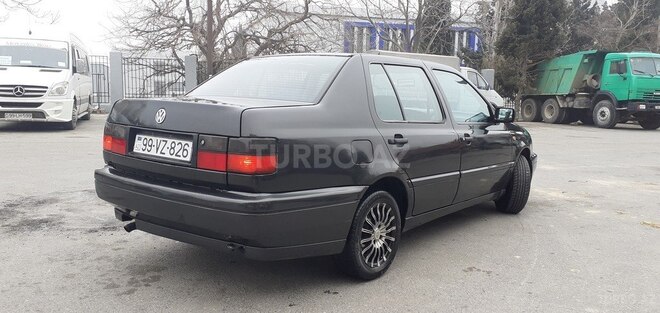 Volkswagen Vento 1997, 365,248 km - 2.0 l - Bakı