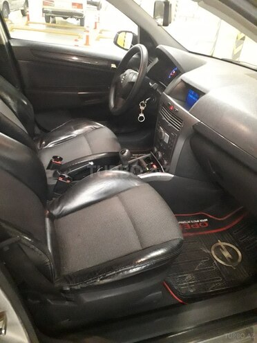 Opel Astra 2004, 338,000 km - 1.4 l - Gəncə