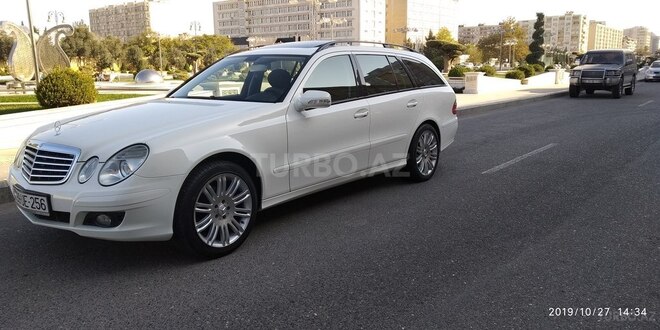 Mercedes E 220 2006, 253,000 km - 0.3 l - Bakı