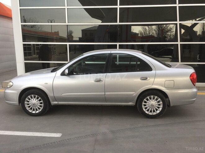 Nissan Sunny 2010, 191,000 km - 1.6 l - Bakı