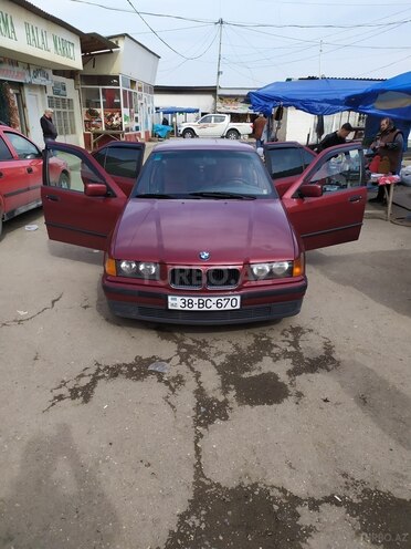 BMW 320 1996, 289,549 km - 0.2 l - Qusar