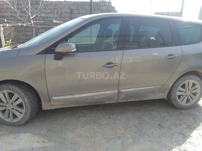 Renault Grand Scenic 2018, 125,800 km - 0.2 l - Bakı