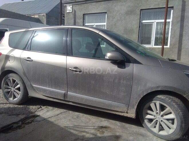 Renault Grand Scenic 2018, 125,800 km - 0.2 l - Bakı