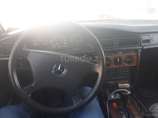 Mercedes 190 1993, 430,000 km - 2.0 л - Bakı