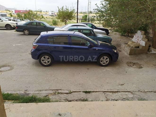 Opel Astra 2009, 195,000 km - 1.4 l - Bakı