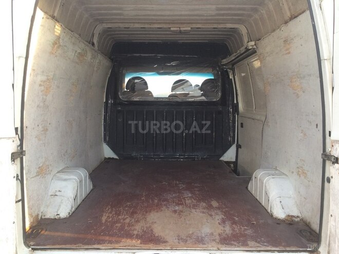 Ford Transit 2000, 370,000 km - 2.5 l - Salyan