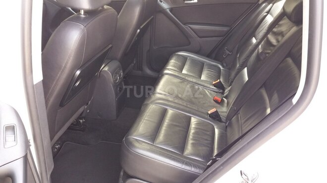Volkswagen Tiguan 2010, 221,352 km - 2.0 l - Sumqayıt