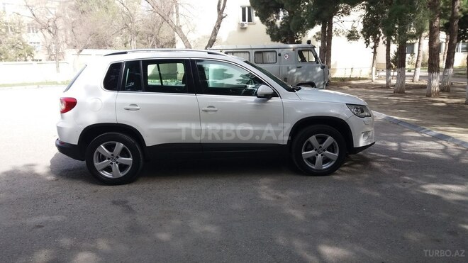Volkswagen Tiguan 2010, 221,352 km - 2.0 l - Sumqayıt