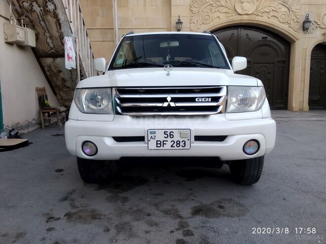 Mitsubishi Pajero io 2002, 197,521 km - 2.0 л - Bakı