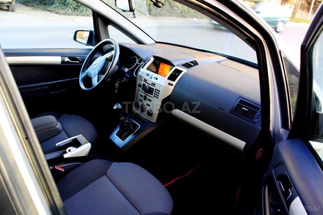 Opel Zafira 2008, 141,000 km - 1.6 l - Bakı