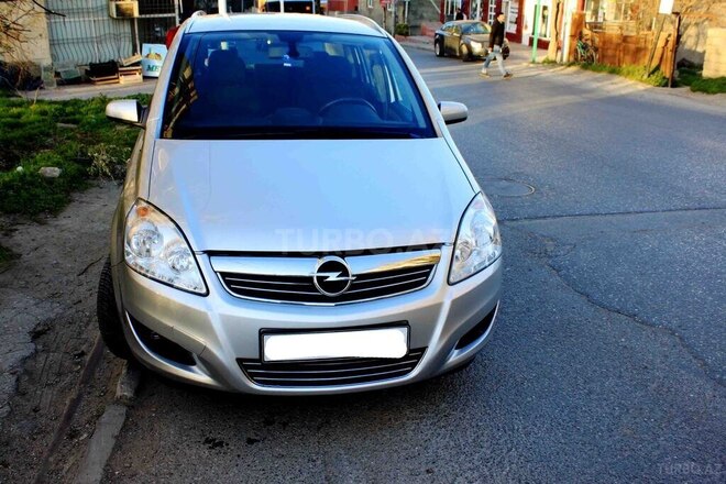 Opel Zafira 2008, 141,000 km - 1.6 l - Bakı