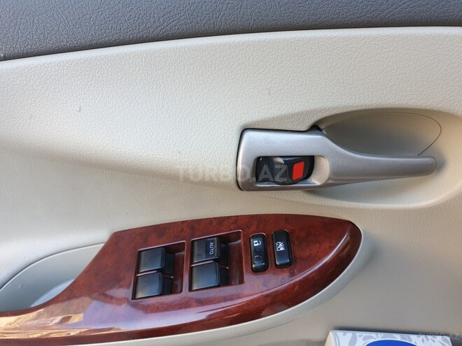 Toyota Corolla 2008, 192,000 km - 1.8 л - Bakı