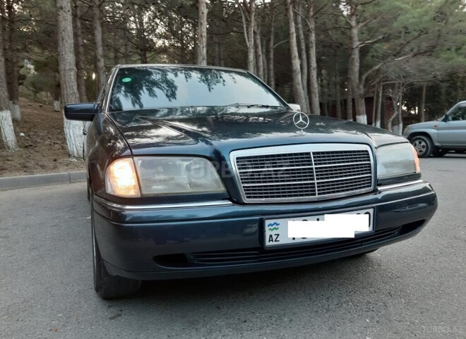 Mercedes C 180 1995, 320,000 km - 1.8 l - Bakı