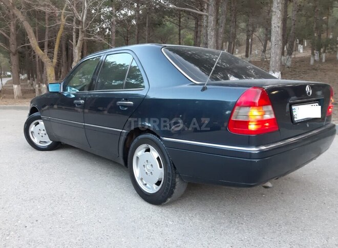 Mercedes C 180 1995, 320,000 km - 1.8 l - Bakı