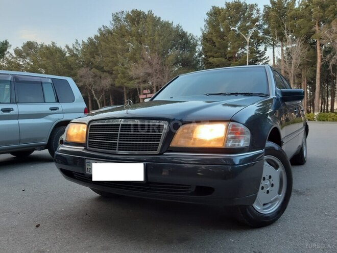 Mercedes C 180 1995, 320,000 km - 1.8 l - Bakı