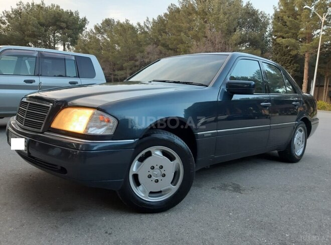 Mercedes C 180 1995, 320,000 km - 1.8 l - Bakı