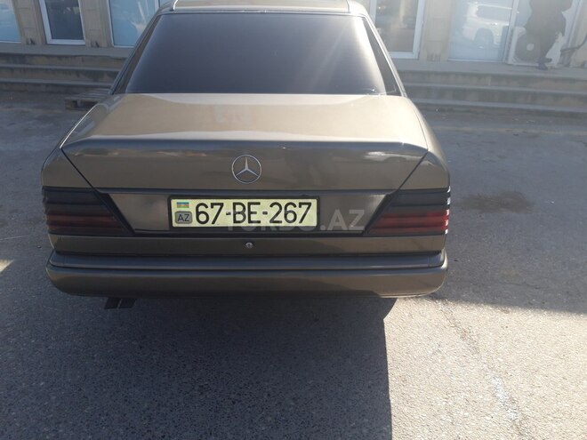 Mercedes E 300 1989, 560,000 km - 3.0 l - Bakı
